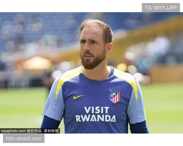 奥布拉克双脚出球显神技，助力球队战术体系更趋多元