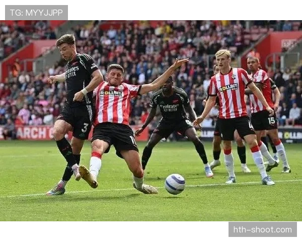 南安普顿强势延续,英超上演精彩逆转 南安普顿强势延续,英超上演精彩逆转