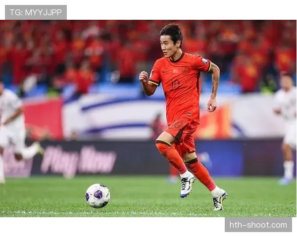 韦世豪又开始“豪掷千金”，球场之外的生活比电视剧还精彩！